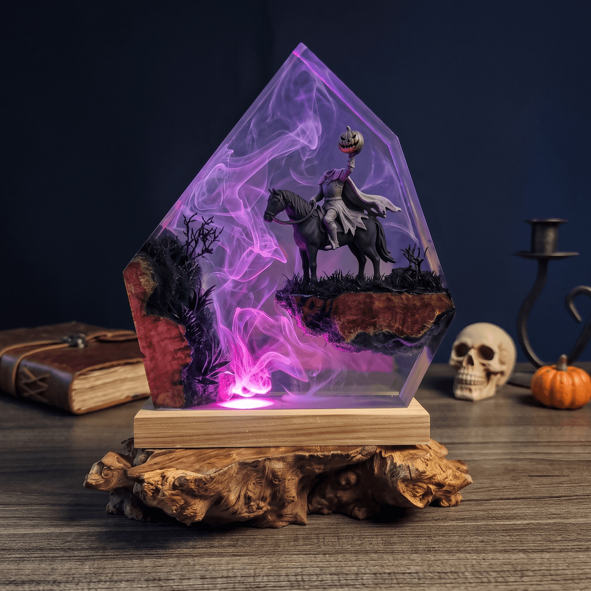 Headless Horseman 3D Resin Lamp – Gothic Halloween Epoxy Art